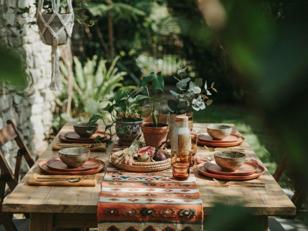 boho dekoracje na stole
